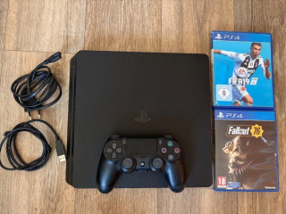 sony-playstation-4-slim-500-gb-ovladac-2-hry