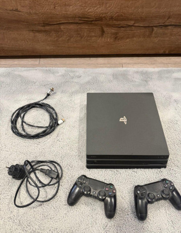 playstation-4-pro-1tb-big-0