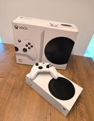 predam-xbox-series-s-top-stav-s-originalnou-krabicou-big-0