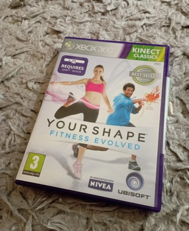 kinect-your-shape-fitness-evolved-xbox-360-big-0