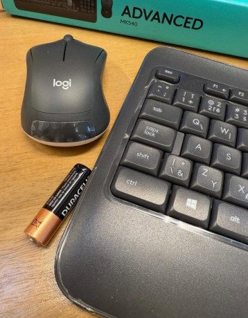 predam-klavesnicu-s-mysou-logitech-mk540-cz-sk-big-2