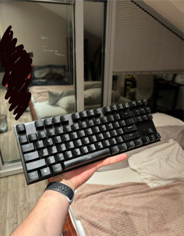 hyperx-alloy-fps-pro-mechanicka-tkl-klavesnica-big-0