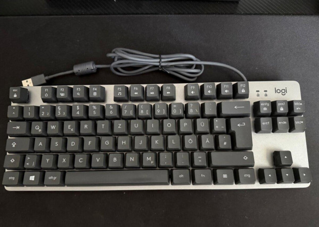 logitech-k835l-big-0