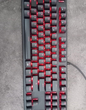 mechanicka-klavesnica-hp-pavilion-gaming-keyboard-500-big-2