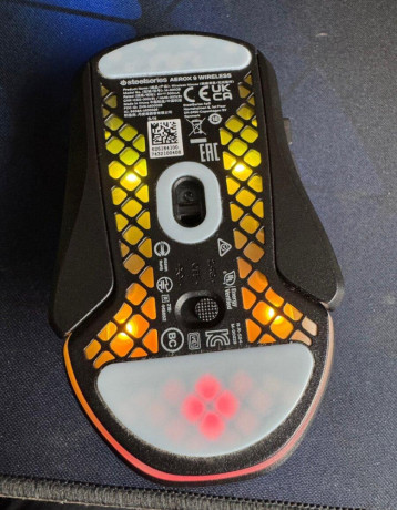 steelseries-aerox-9-wireless-mmomoba-nepouzivana-big-2