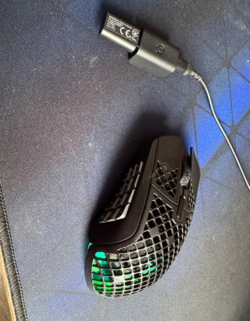 steelseries-aerox-9-wireless-mmomoba-nepouzivana-big-3