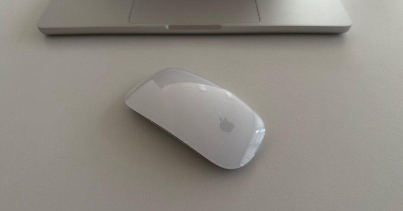 apple-magic-mouse-big-0