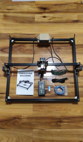 laserovy-gravirovaci-stroj-52x52cm-2500mw-big-0