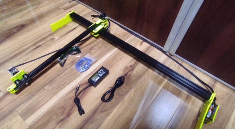 laserovy-gravirovaci-stroj-91x45cm-2500mw-big-1