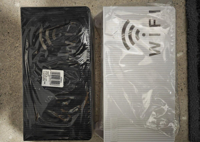 box-stojan-na-stenu-pre-wi-fi-router-big-0