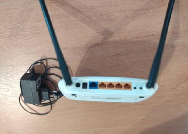 router-tp-link-tl-wr841n-big-1
