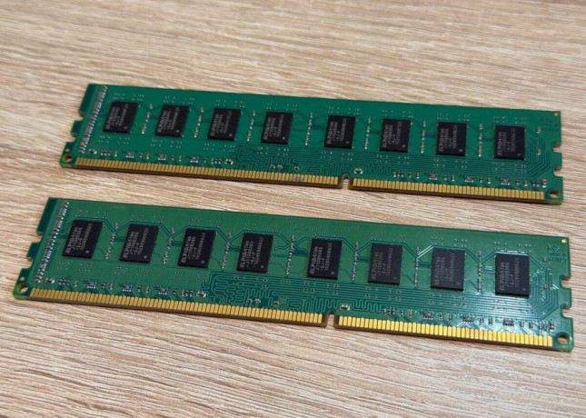 kingston-2x-2gb-ddr3-1333mhz-kp223c-eld-big-2