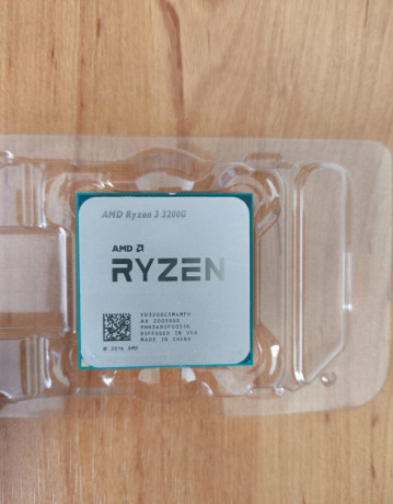 amd-ryzen-3-3200g-am4-integrovana-grafika-radeon-vega-8-big-0