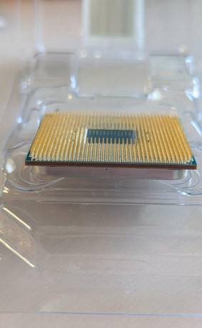 amd-ryzen-5-5600x-big-2