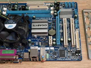 gigabyte-ga-g41mt-es2l-pentium-dual-core-e5400-socket-775