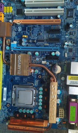 zakladna-doska-gigabyte-ga-965-big-2