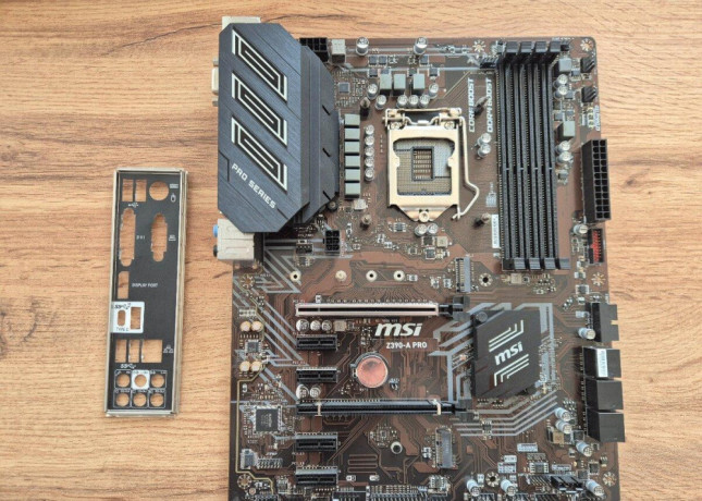 predam-dosku-msi-z390-a-big-0