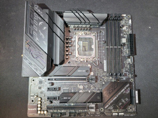 asus-rog-strix-b660-g-gaming-wifi