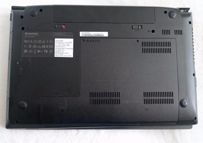 predam-zakladnu-dosku-pre-notebook-lenovo-b590-big-3