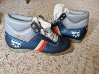 retro-botas-topanky-na-bezky