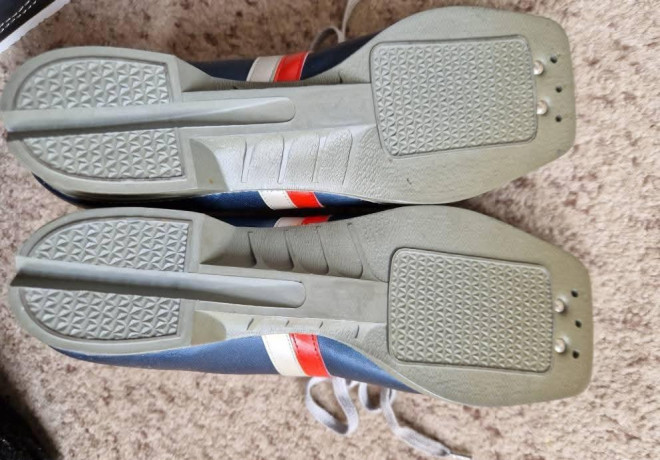 retro-botas-topanky-na-bezky-big-3
