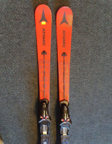 atomic-g9-fis-redster-nove-big-0