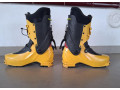 skialp-lyziarky-lasportiva-syborg-mondo-265265417-small-1