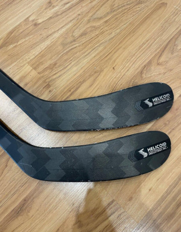 hokejky-ccm-jetspeed-ft8pro-big-2