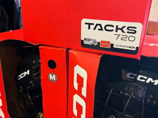 prilba-ccm-tacks-720-combo