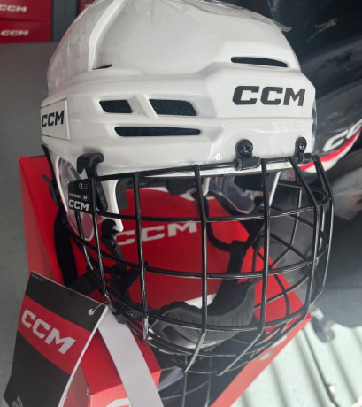 prilba-ccm-tacks-720-combo-big-3