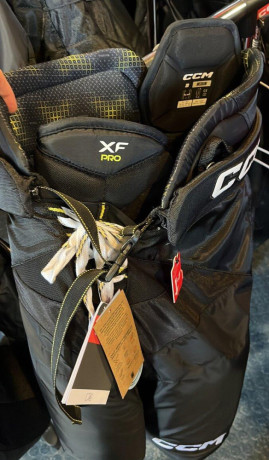 nohavice-ccm-tacks-xf-pro-big-0