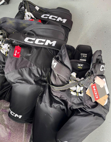 nohavice-ccm-tacks-xf-pro-big-3
