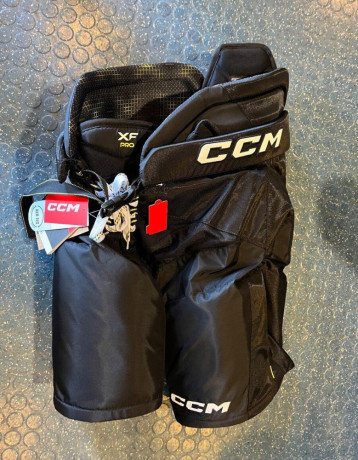 nohavice-ccm-tacks-xf-pro-big-2