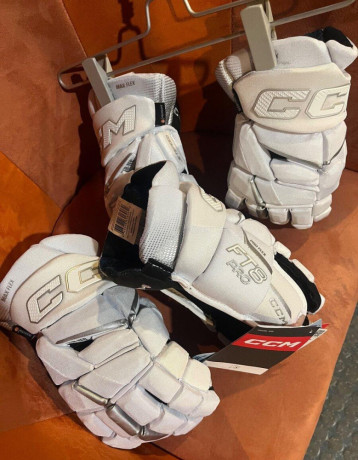 rukavice-ccm-jetspeed-ft8-pro-north-edicia-big-0