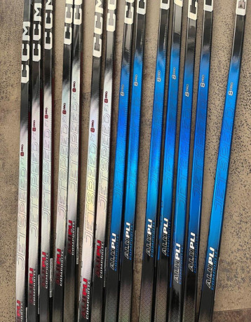 hokejka-ccm-jetspeed-ft8-pro-big-0