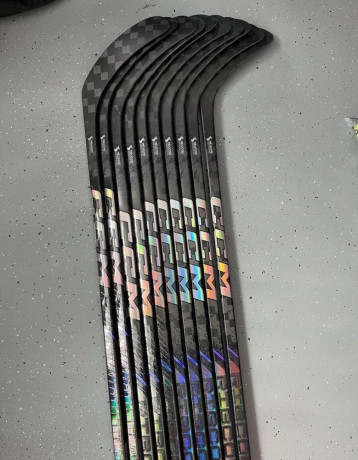 hokejka-ccm-ribcor-trigger9-pro-big-1