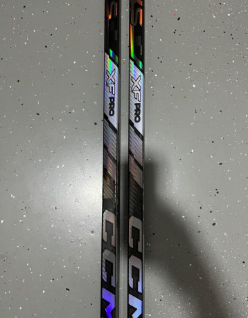 hokejka-ccm-tacks-xf-pro-big-2