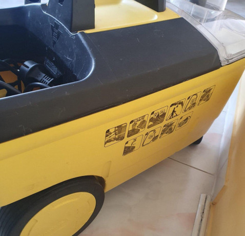 karcher-puzzi-100-profesionalny-tepovac-big-4