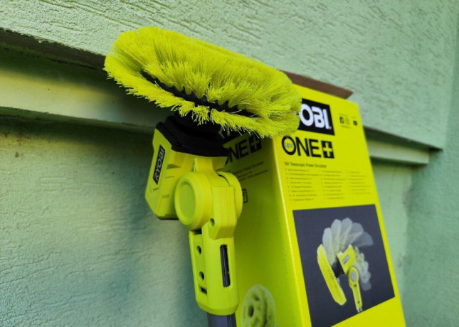 ryobi-18v-one-aku-teleskopicka-kefa-2x-bateria-big-4