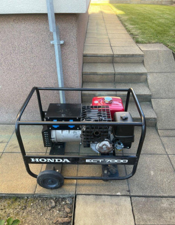 generator-honda-big-0