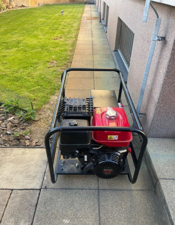 generator-honda-big-1