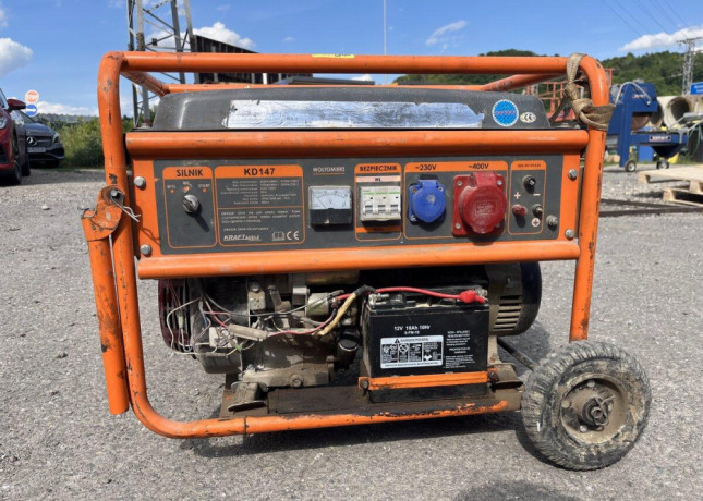 kraftdele-kd147-benzinova-elektrocentrala-230v-400v-big-0