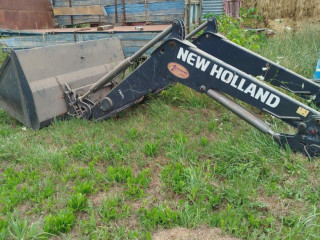 predam-celny-nakladac-new-holland