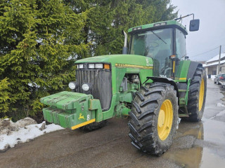 john-deere-8200
