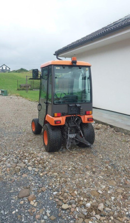 predam-traktor-kubota-bx2350-big-1