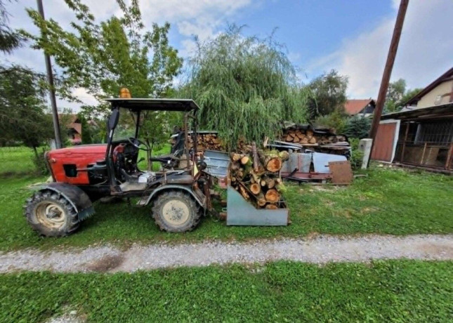 traktor-4x4-big-3