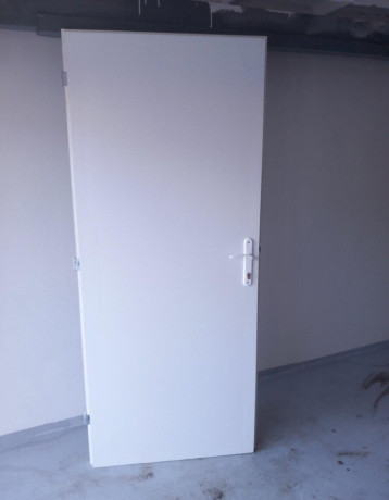 protipoziarne-dvere-80197-prave-poziarny-uzaver-big-3