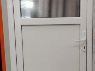 plastove-dvere-nove