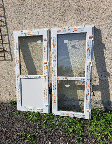 plastove-vchodove-dvere-big-0