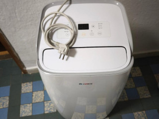 mobilna-klimatizacia-gree-12000-btu-35-kw-komplet-prisl